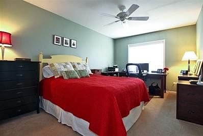2nd image of 1476 Perry St Unit 610