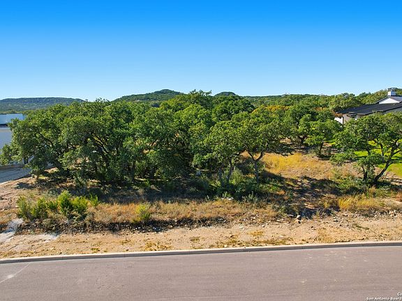 2nd image of 24507 Paraiso Rdg