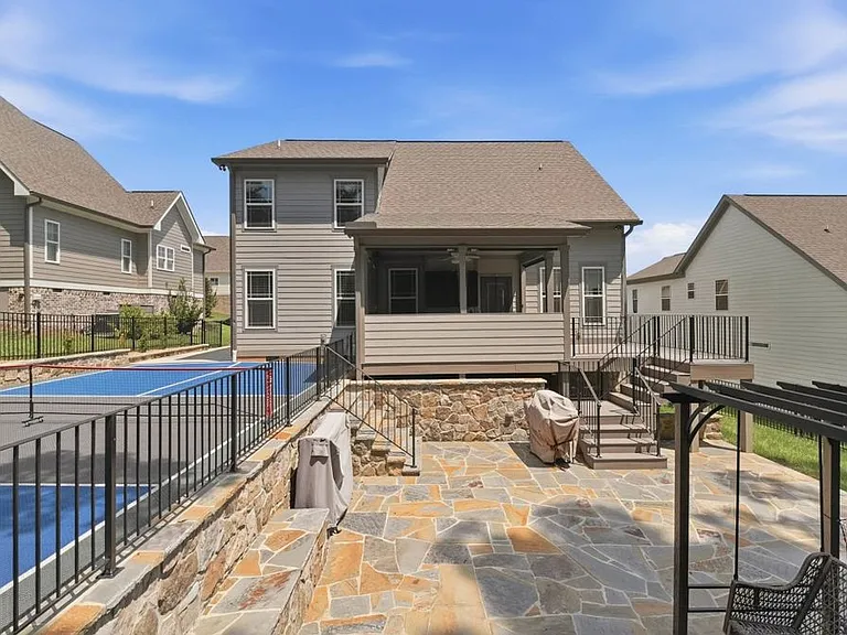 9202 White Ash Dr — Photo 6