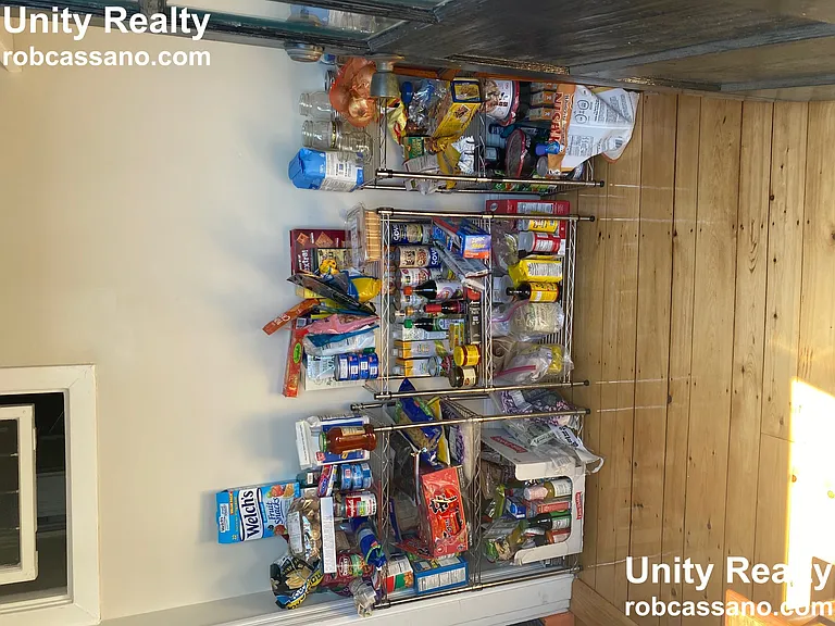 Bellevue Ter — Photo 11