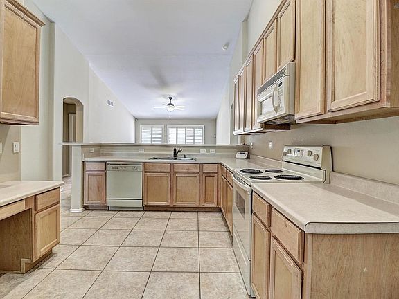 3rd image of 1226 W Carol Ann Way