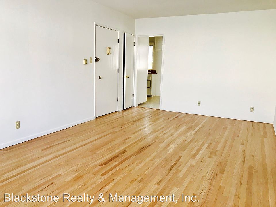 1st image of 1146 N Ogden Dr APT 7