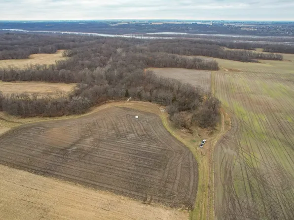 13208 1290th Rd, Granville, IL 61326