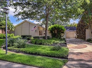 10043 Ella Lee Ln, Houston, TX 77042