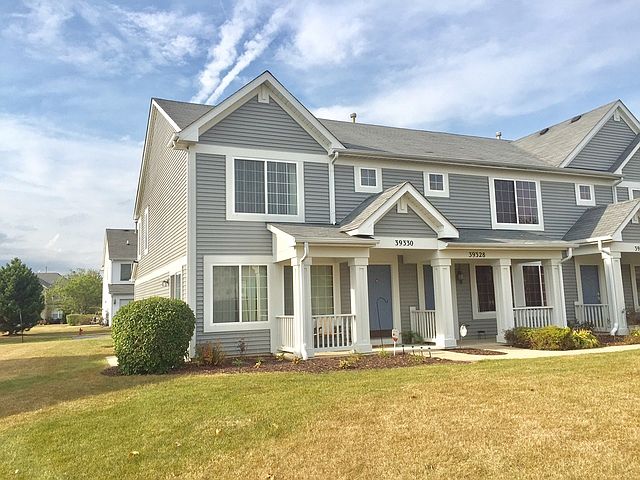 1st image of 39330 N Melbourne Ct