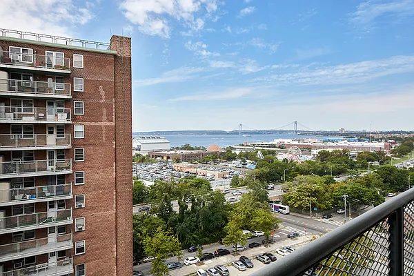 Sold by House-N-Key Realty | media 21