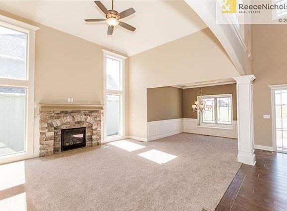 GREAT ROOM AND FORMAL DINING ROOM OFF ENTRY