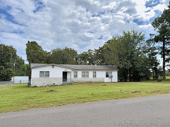 5th image of 725 Sooner Dr