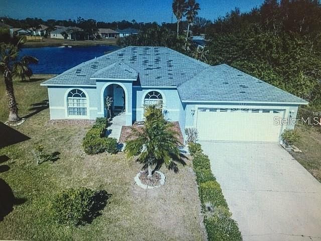 1st image of 907 Basilica Ln