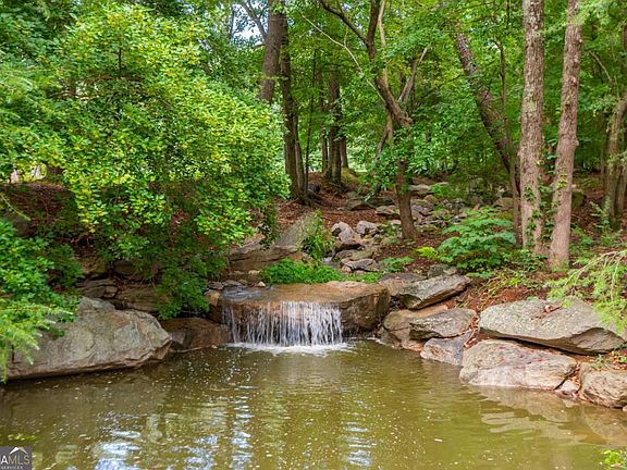 4th image of 565 Owens Gin Rd NE