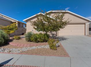 5715 Crown Ridge Rd NW, Albuquerque, NM 87114