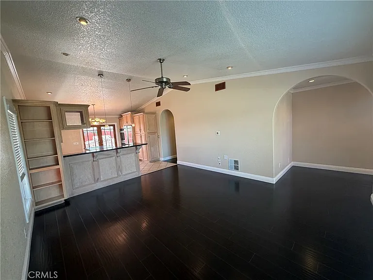 9272 Sunridge Dr — Photo 7