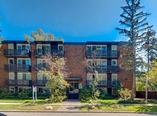Sunnyside Gardens, Calgary, AB T2N 0A2