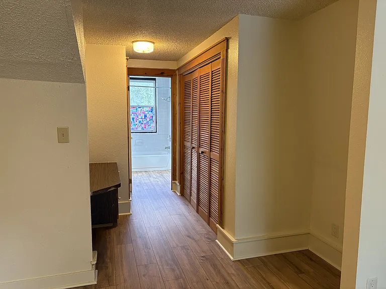 537 N Adams Ave — Photo 13
