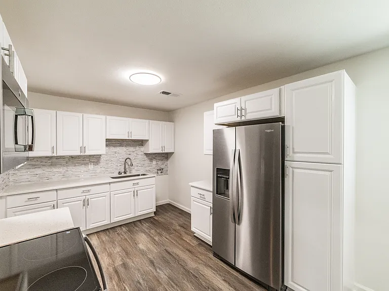 2239 Norwood Dr NW — Photo 4