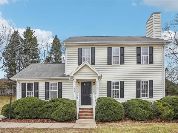 1408 Kayla Cir, Kernersville, NC 27284