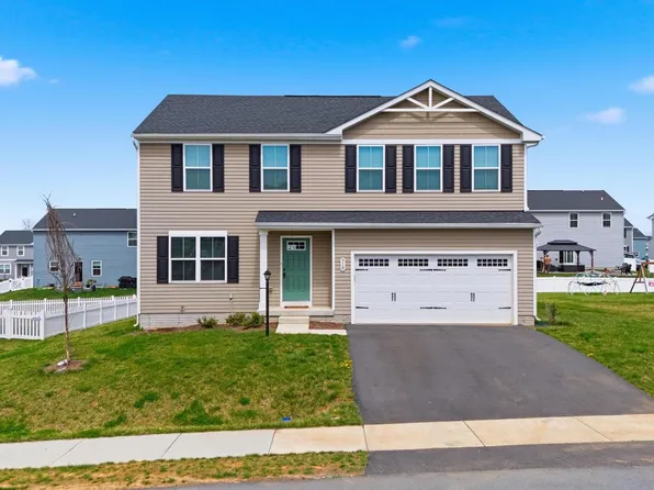 310 Otero Ln, Hedgesville, WV 25427