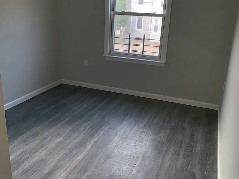 85 Jefferson St #2 — Photo 9