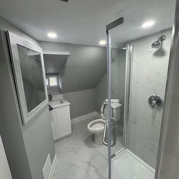 945 Wellington Ave #7 — Photo 6