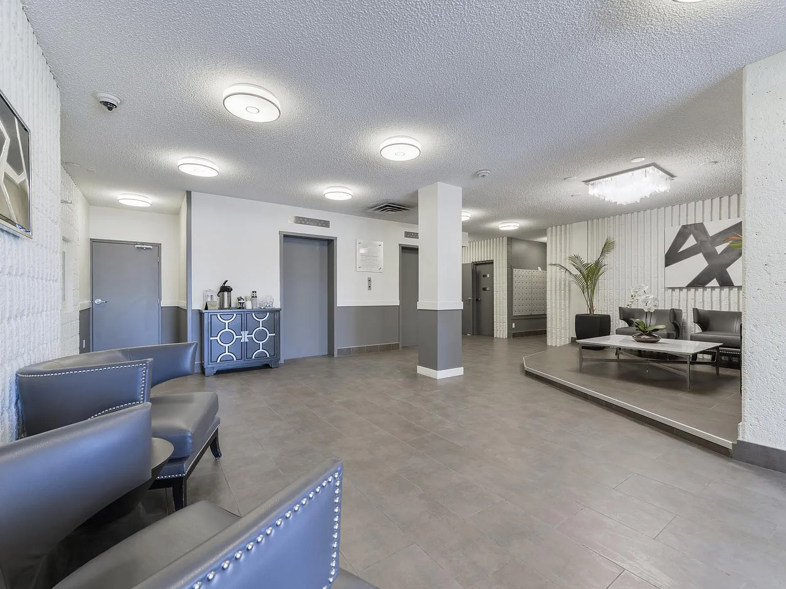 Solano House — Photo 4