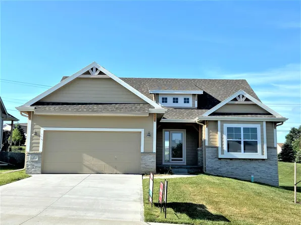 7 Alder Cir, Council Bluffs, IA 51503