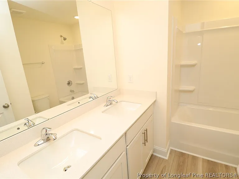 917 Kensley Grove Ln — Photo 41