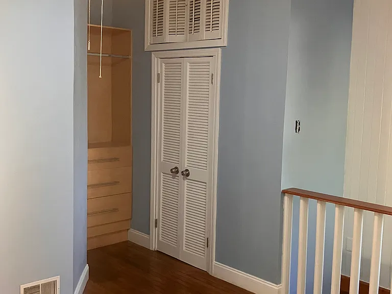 1103 Lydia St — Photo 12