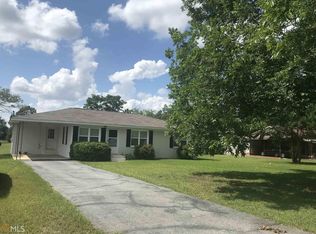 195 Vernon Rd, Cochran, GA 31014