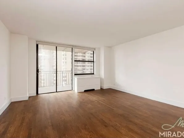330 E 39th St, New York, NY