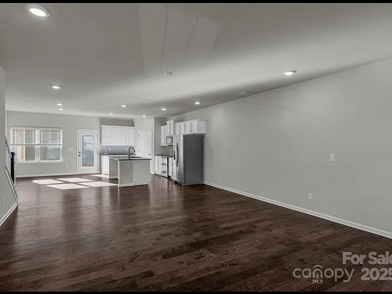 638 Sagecroft Ln #43 — Photo 6
