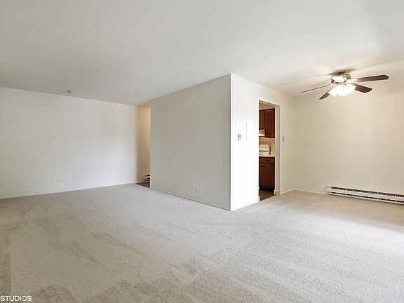 3rd image of 9723 S Keeler Ave APT 205