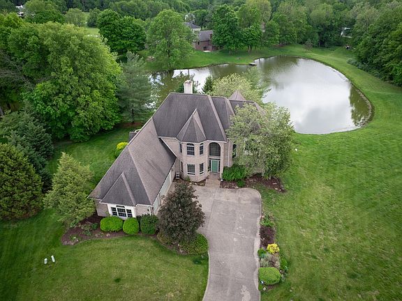 2nd image of 2411 N Clydesdale Dr