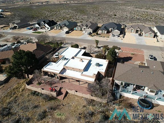 2nd image of 1212 Miehls Dr