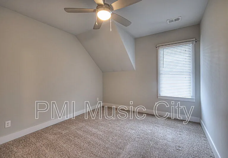 1537B Battlefield Dr — Photo 40