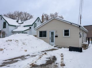 559 Macdonnell St, Kingston, ON K7K 4W9
