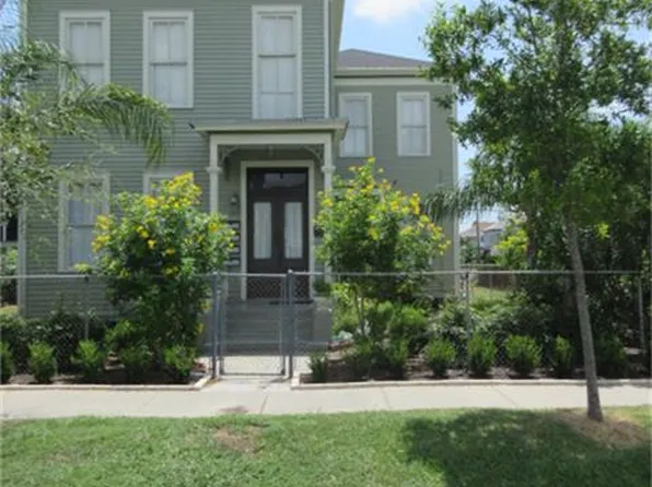 1727 Ball, Galveston, TX 77550