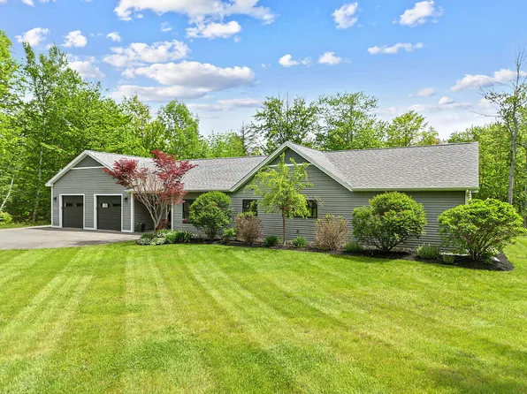 749 West Road, Belgrade, ME 04917