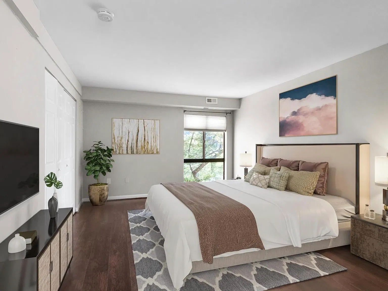 2 bed, 1004 sqft, $2,290 — Photo 1