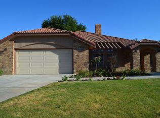 8705 Landover Ln, Bakersfield, CA 93311