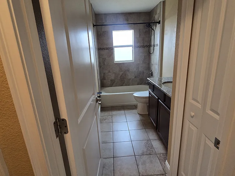 1718 Belmont Ave #1 — Photo 17