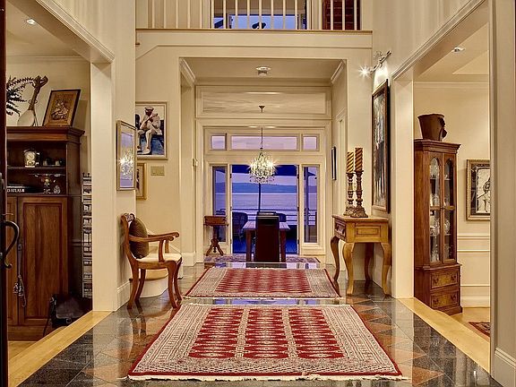 2nd image of 20209 Richmond Beach Dr NW