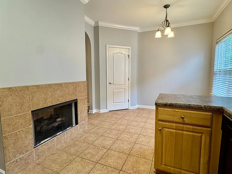 2722 Oxmoor Way — Photo 16