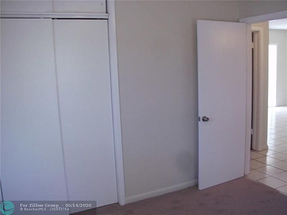 3rd image of 1134 Chateau Park Dr