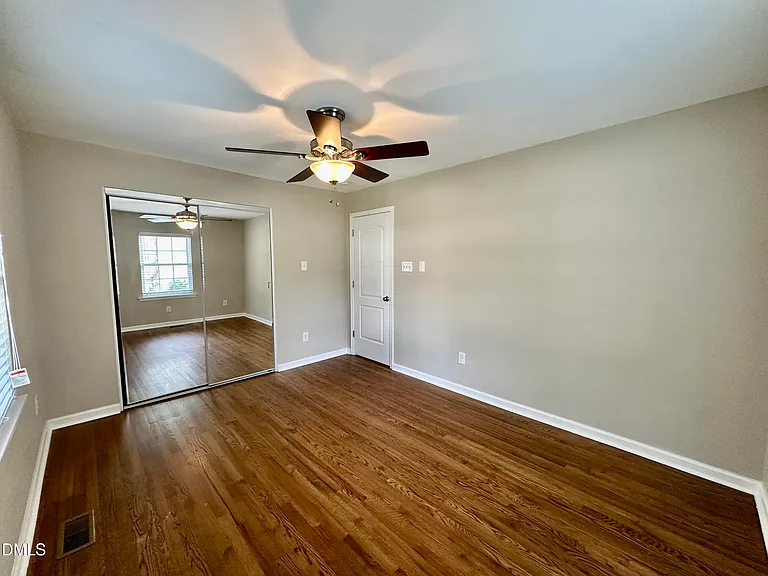 2725 Newbold St — Photo 15
