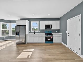 12 Duncan Ave #1, Providence, RI 02906