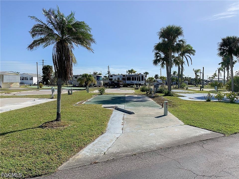 1st image of 19681 Summerlin Rd #208
