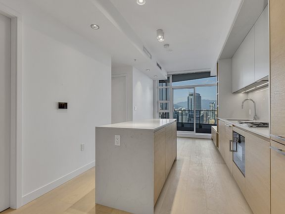 4th image of 1289 Hornby St #4003