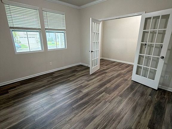 4th image of 1008 Fairbrae Ln