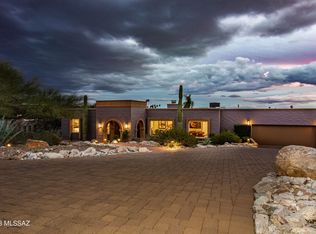 1220 E Moonridge Rd, Tucson, AZ 85718