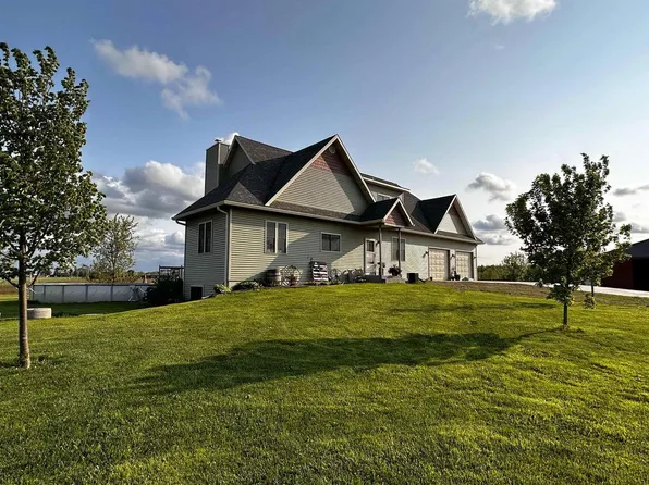10055 DAY ROAD, Marshfield, WI 54449